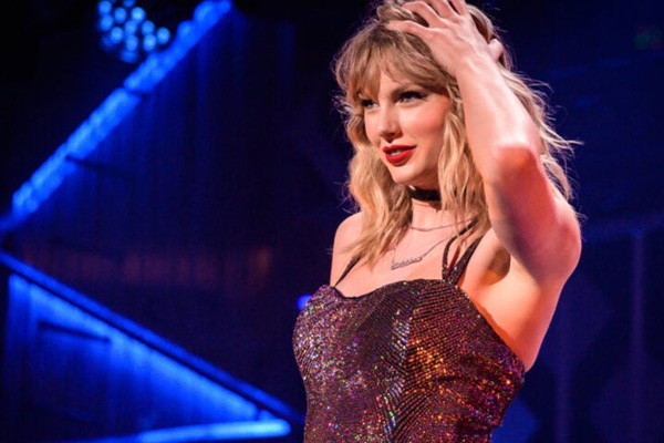 تیلور سویفت